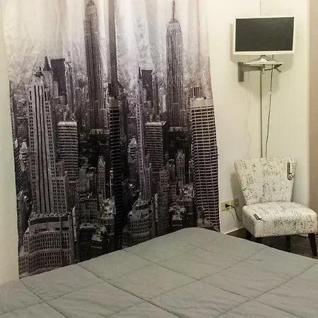 Flora Panzió 3*