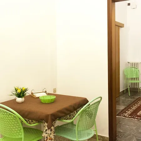 Flora Panzió 3*